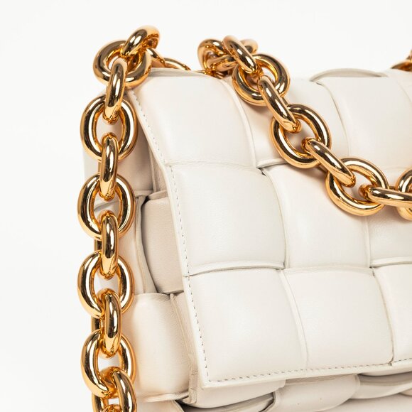 Bottega Veneta Maxi Chain Cassette Chalk Intreccio-Lambskin Shoulder Bag - Picture 7 of 11